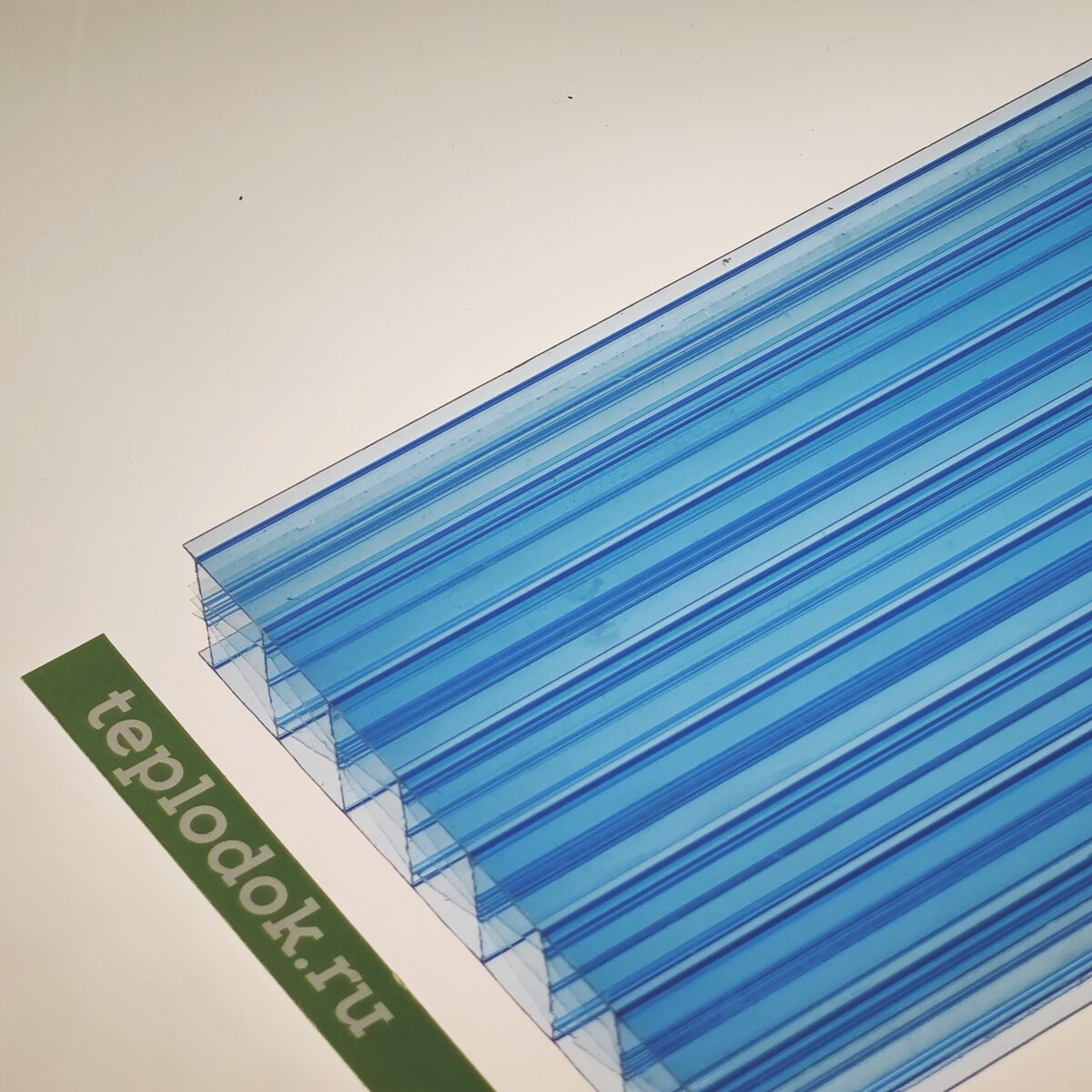 Сотовый поликарбонат 16 мм, синий, 1,5 кг/м2, лист 2,1х12 м, ULTRAMARIN