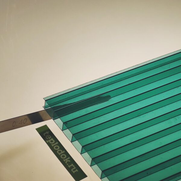 Сотовый поликарбонат 8 мм, зеленый, 1,2 кг/м2, лист 2,1х12 м, ULTRAMARIN
